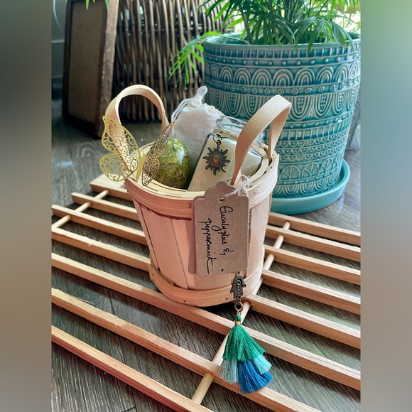 The Gift of Harmony - Picture 4 of 11